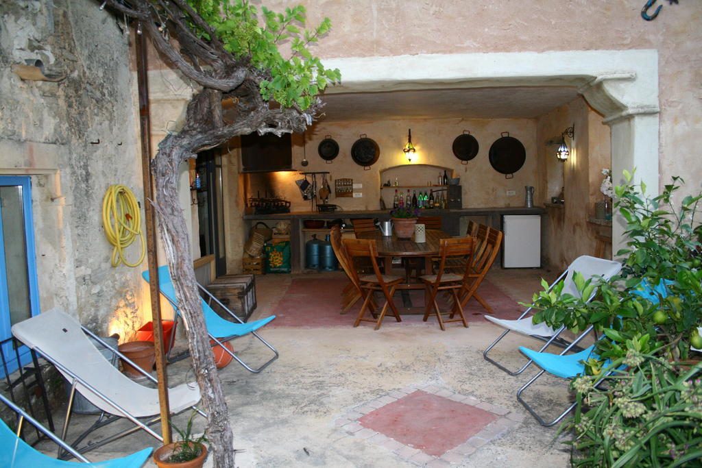 La Salamandre Bleue Villa Chantemerle-lès-Grignan Esterno foto