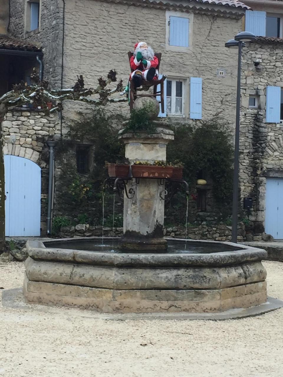 La Salamandre Bleue Villa Chantemerle-lès-Grignan Esterno foto